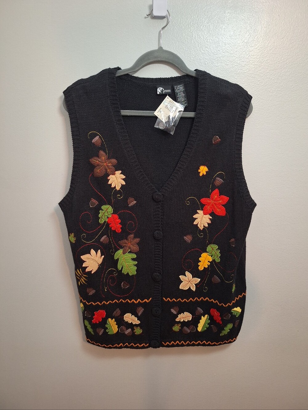 NWT Holiday Black Embroidered Button Sweater Vest Leaves Fall Autumn Womens XL